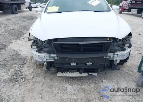 2018 Ford Fusion Titanium z USA, uszkodzony, nr VIN 3FA6P0D95JR219705